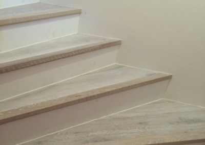 Parquet blanc escalier - Sols Passion